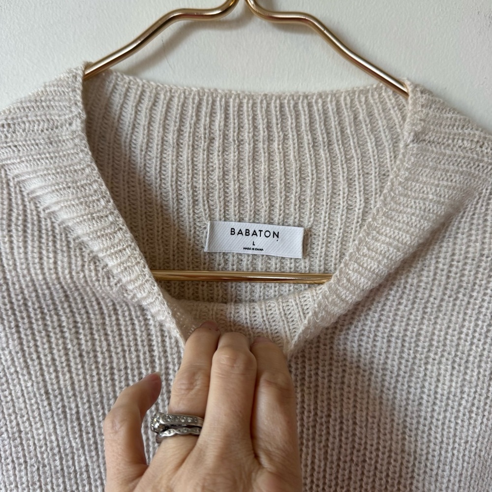 NWOT Aritzia Babaton Hazlitt Cream Ribbed Wool Sweater Vest L - Picture 9 of 10